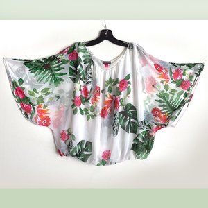 Women's blouse, white chiffon with flowers. Beautiful. Size L